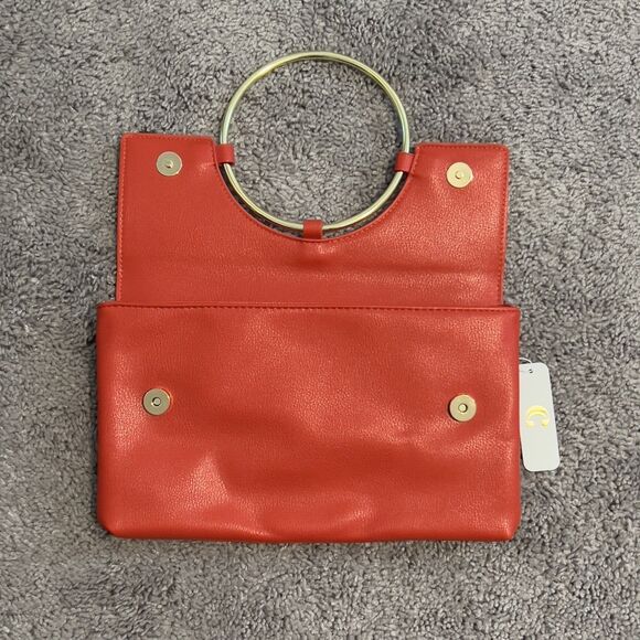 NWT Charming Charlie Red Orange Medium Clutch Bag Gold O Ring - Picture 3 of 4